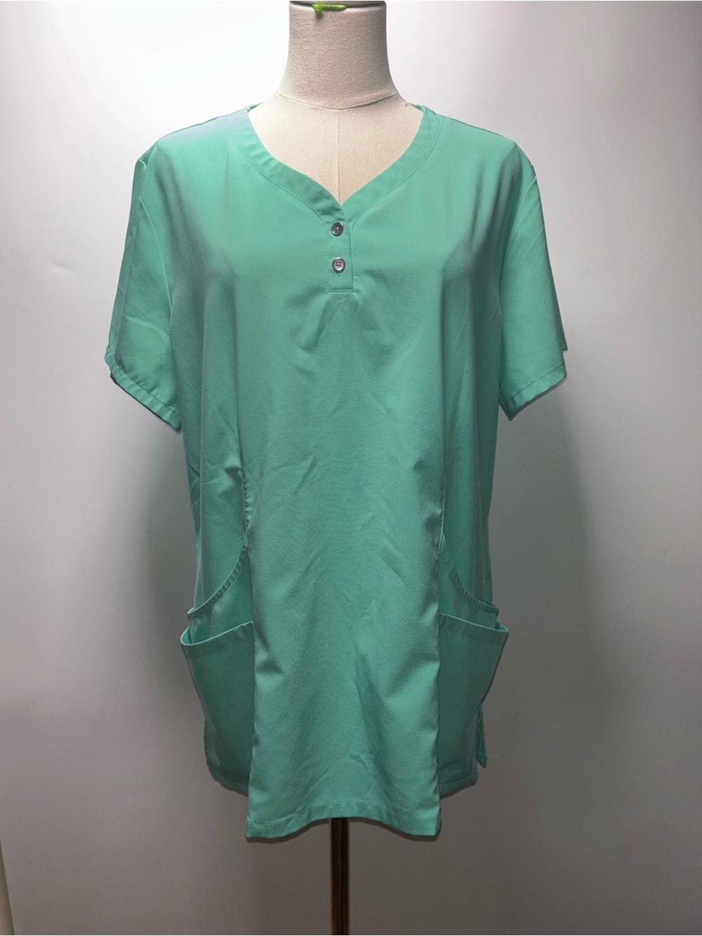 Easy Stretch Mint Green Scrub Top Size L